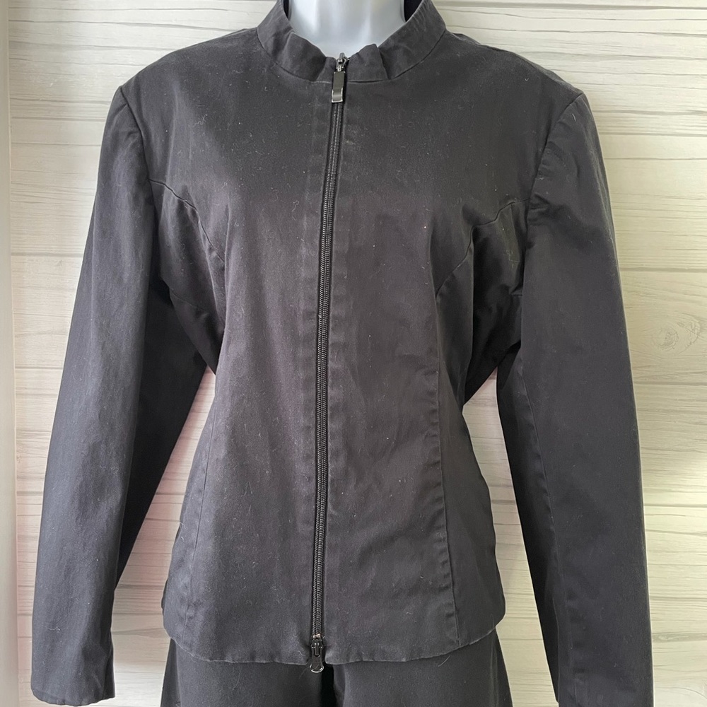 Kathy Ireland Black Full Zipper Jacket.
